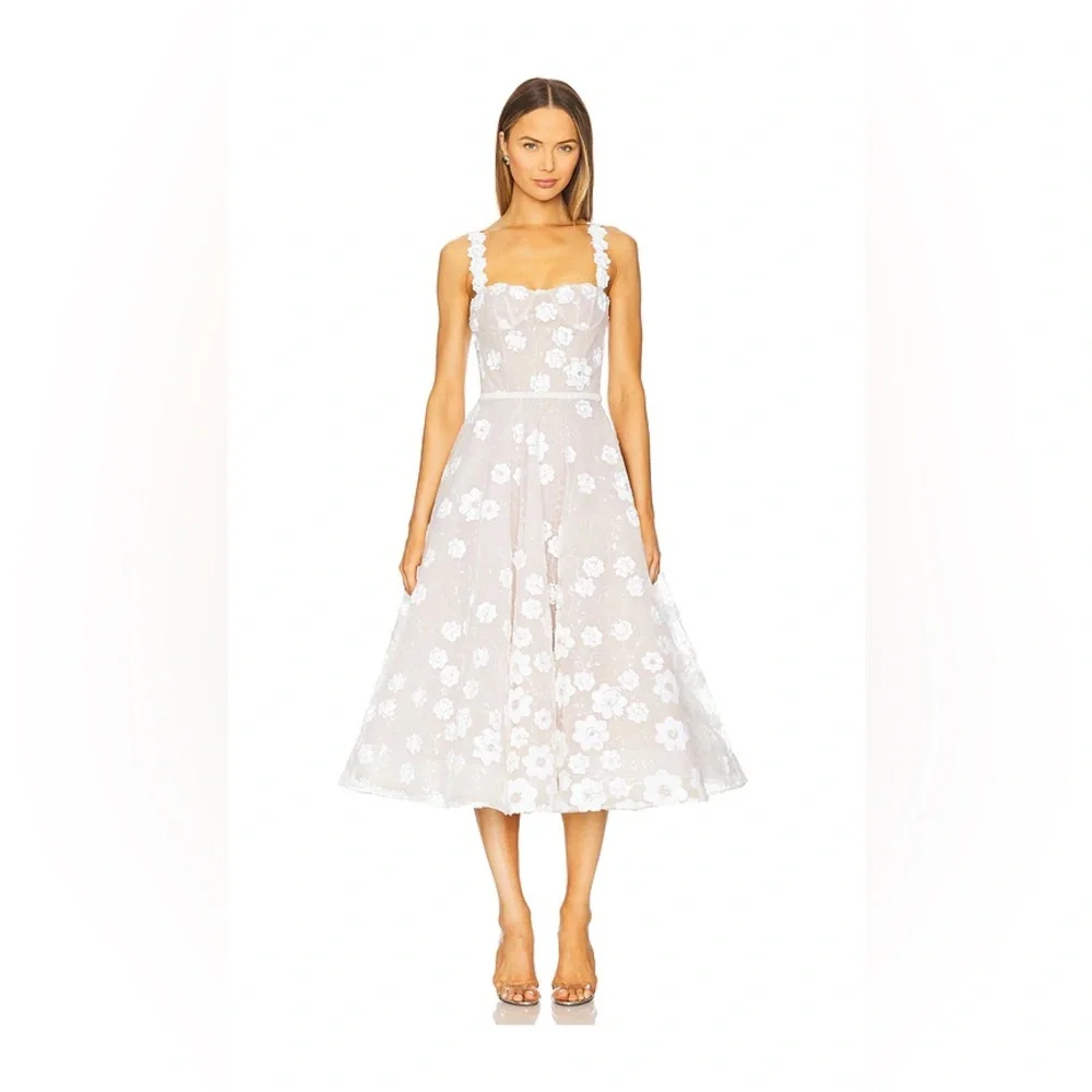 NWOT BRONX AND BANCO Mademoiselle Embroidered White Floral Midi Bridal Dress - Picture 6 of 16